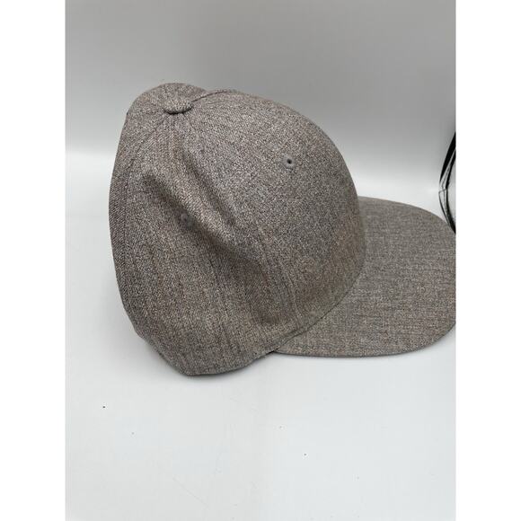Quicksilver Hat Flex Fit One Size Fits All Gray Embroidered Logo - Picture 3 of 6